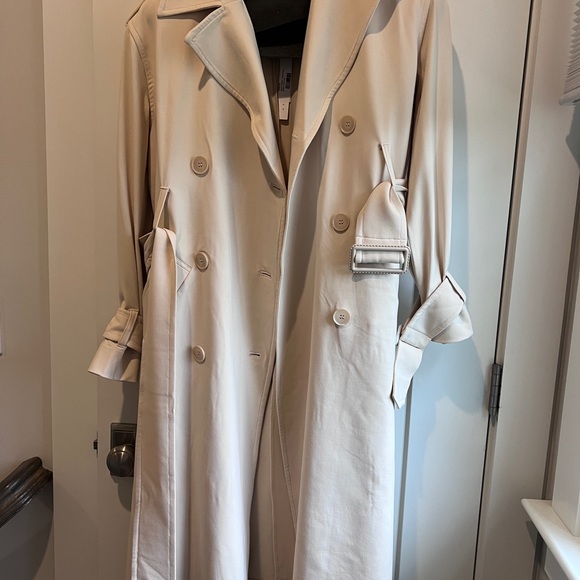 COPY - Susana Monaco Belgian Creme Trench Coat - Picture 5 of 8